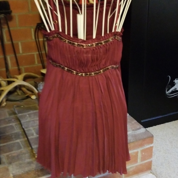 Lovely top by Express, size medium - Picture 5 of 8